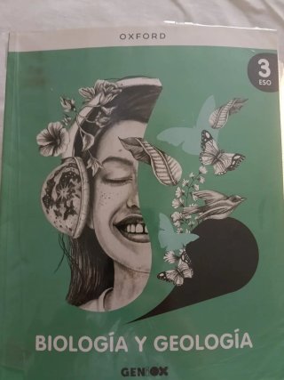 Libros escolares 1 eso a 4 eso en buen estado.