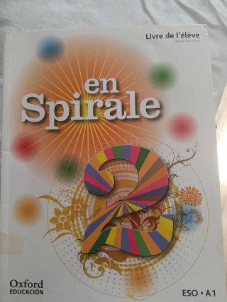 Libros escolares 1 eso a 4 eso en buen estado.