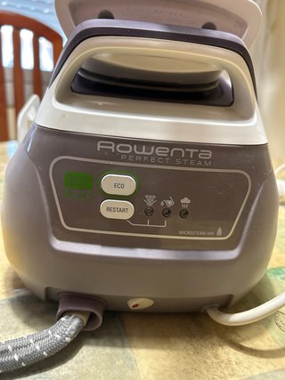 Rowenta Perfect Steam Centro de Planchado