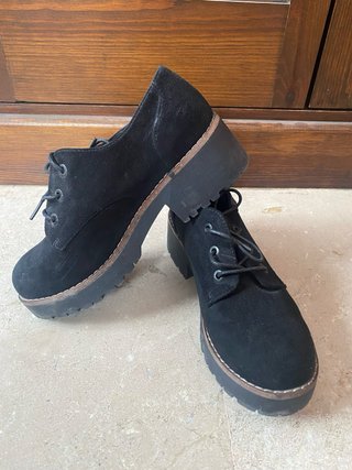 Scarpe nere da donna taglia 37