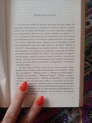 "VIVIR SIN MIEDO"=2€ + un regalito