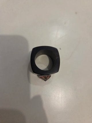 Anillo Coco y Swarovski Negro Multicolor
