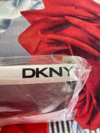 Lote 3 Camisetas DKNY Blancas Cuello Redondo Talla