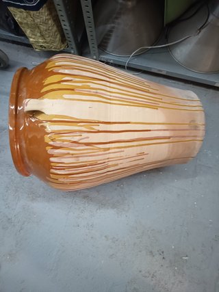 Tinaja antigua cerámica vidriada