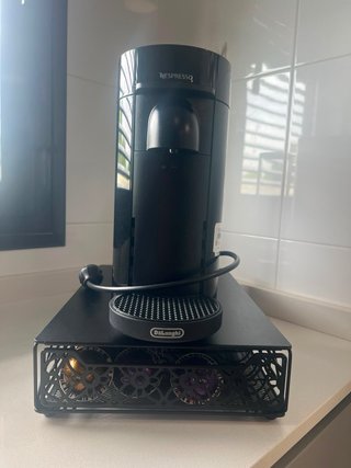 Cafetera Nespresso  vertuo DeLonghi Negra