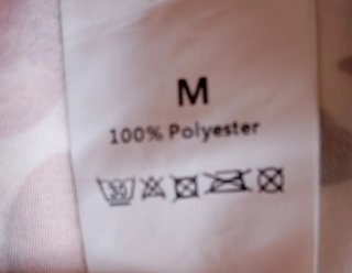 Vestido de verano con estampado de cerezas
