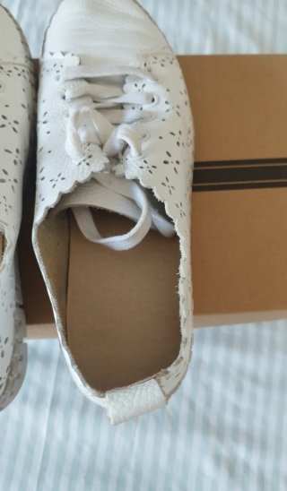 Zapatillas de piel caladas The Happy Monk 37