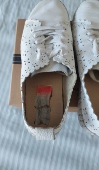 Zapatillas de piel caladas The Happy Monk 37