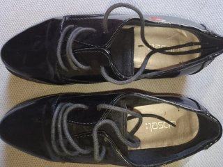 Scarpe eleganti nere lucide donna