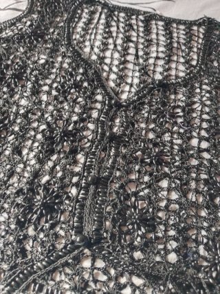 Chaleco negro tejido crochet