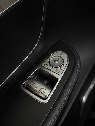 MERCEDES CLASE V / AVANTGARDE / PEGATINA C