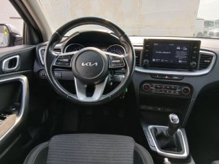 SIN ENTRADA! KIA XCeed 2022 120C.V.!
