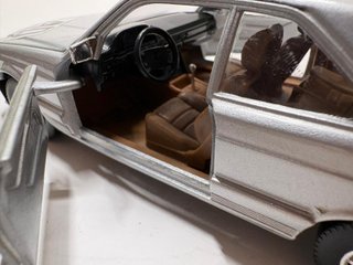 Mercedes 500 SEC Bburago 1:26 n.40 Argento