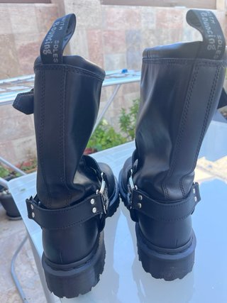 Botas Dr. Martens Negras con Hebillas