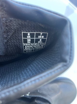 Botas Dr. Martens Negras con Hebillas