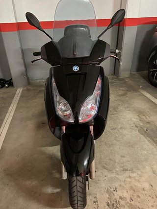 Piaggio X7 evo 300 2009 prácticamente nueva