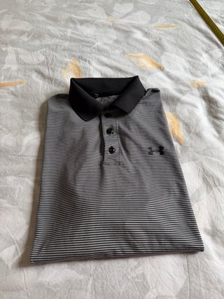 Polo Under Armour Rayas Grises Talla M