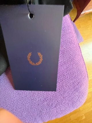 Camiseta Fred Perry Negra con Rayas