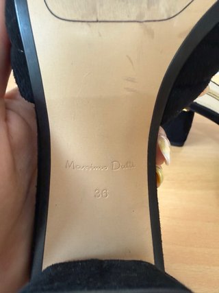 Sandalias Massimo Dutti Tacón Bloque Negro Dorado