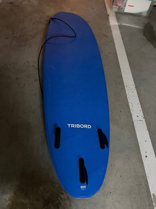 Tabla de surf azul
