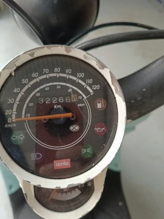 Aprilia Compay Custom 49cc Scooter