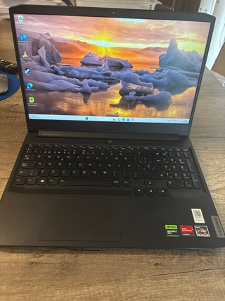 Lenovo IdeaPad Gaming 3 15ACH6 Portátil