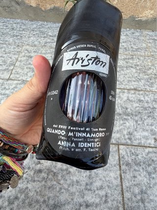 Vaso realizzato a mano da autentico vinile vintage