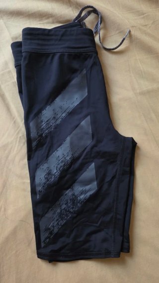 Pantalones cortos running Adidas negros