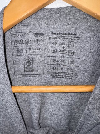 Camiseta Patagonia Manga Larga Gris Talla M