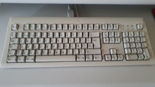 Apple Power Macintosh 7200/90 con disquetera 3,5