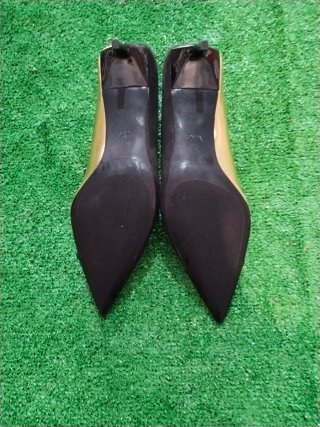 Zapatos de fiesta Zara negros y dorados