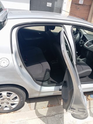 Peugeot 206 2011
