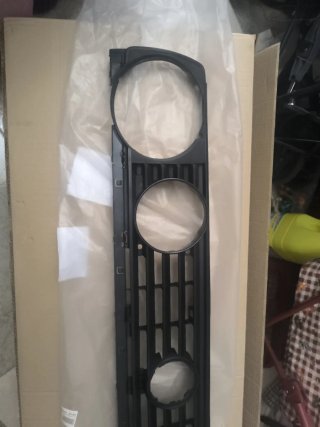 Parrilla Delantera VW Golf MK2 Nueva