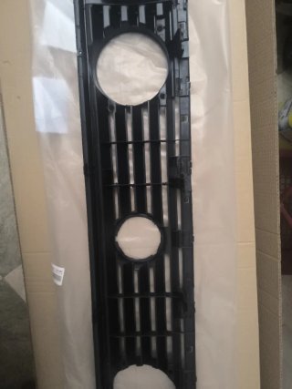 Parrilla Delantera VW Golf MK2 Nueva