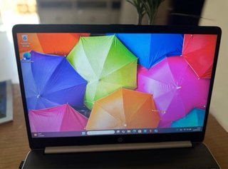 Portátil HP laptop Negro