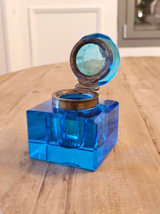 Tintero Antiguo Cristal Azul Tapa Abatible