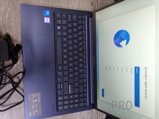 Portátil ASUS Vivobook 15