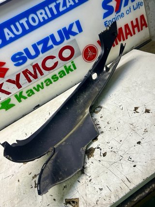 Tapa lateral derecha Honda Sh 125/150 cc inyinyecc