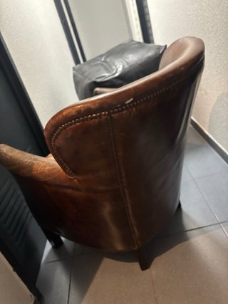 Poltrona Vintage in Pelle con Borchie