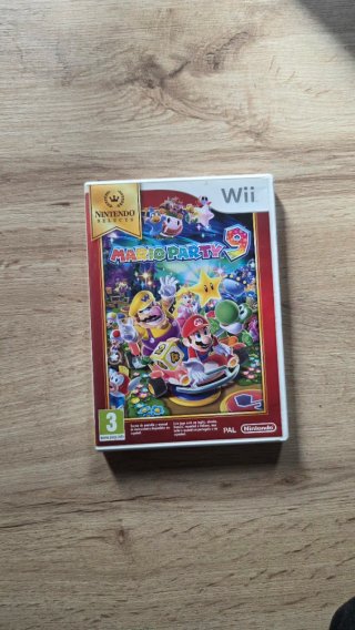 Nintendo Wii + 2 Mandos + Mario Party 9