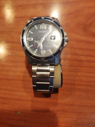 Reloj Citizen Eco-Drive Esfera Azul y Plateada