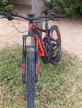 Bicicleta Eléctrica Giant Full E+ Seminueva.