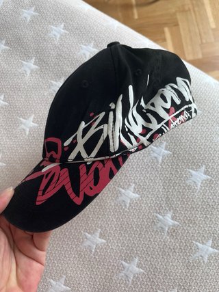 Gorra Billabong Negra y Roja