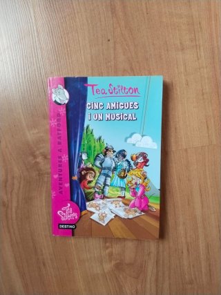 8 libros de la colección Tea Stilton en Catalán