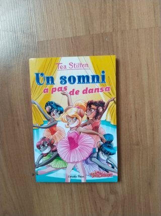 8 libros de la colección Tea Stilton en Catalán