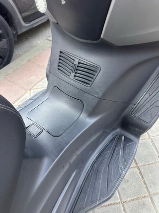Sym Joymax 300i Negra