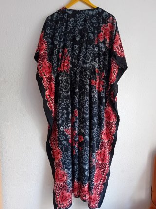 Vestido largo fino estampado floral