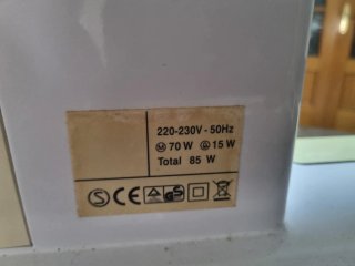 Máquina de coser eléctrica