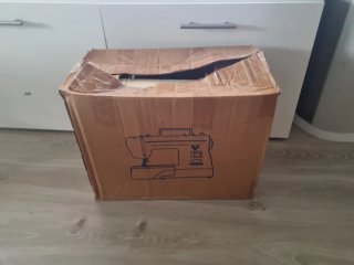 Máquina de coser eléctrica