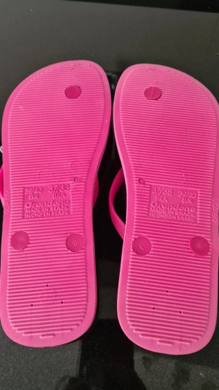 Chanclas Ipanema rosas con lazo.